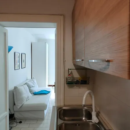 Lavi - Lakeside L&b Apartman