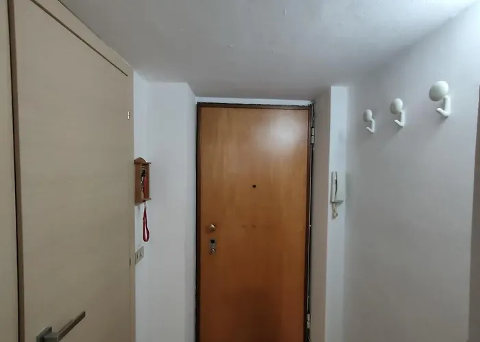 Lavi - Lakeside L&b Apartament